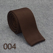 Load image into Gallery viewer, HUISHI Slim fashion Knitted ties for men 5.5 cm solid Black White Gray Blue Burgundy Knitted tie