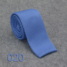 Load image into Gallery viewer, HUISHI Slim fashion Knitted ties for men 5.5 cm solid Black White Gray Blue Burgundy Knitted tie