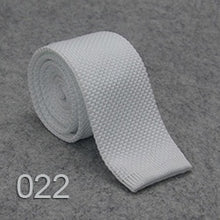 Load image into Gallery viewer, HUISHI Slim fashion Knitted ties for men 5.5 cm solid Black White Gray Blue Burgundy Knitted tie