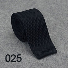 Load image into Gallery viewer, HUISHI Slim fashion Knitted ties for men 5.5 cm solid Black White Gray Blue Burgundy Knitted tie