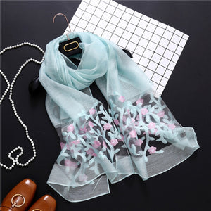 2019 designer brand women scarf fashion spring summer silk scarves Hollow floral lady shawls and wraps pashmina foulard stoles